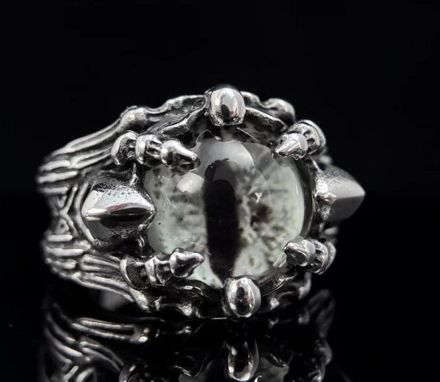 The Abyssal Gaze | Vintage Gothic Dragon Eye Claw Ring